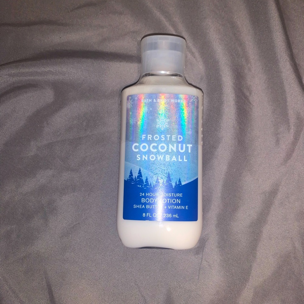 Frosted coconut snowball body lotion from bath and body
